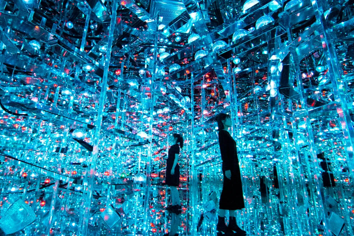 teamLab Borderless Azabudai Hill: cómo es la nueva exposición en Tokio 2026 teamlab borderless