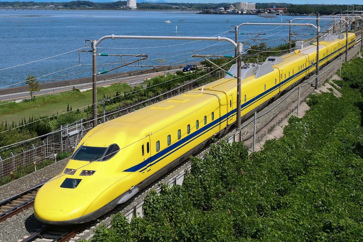 doctor yellow shinkansen japon