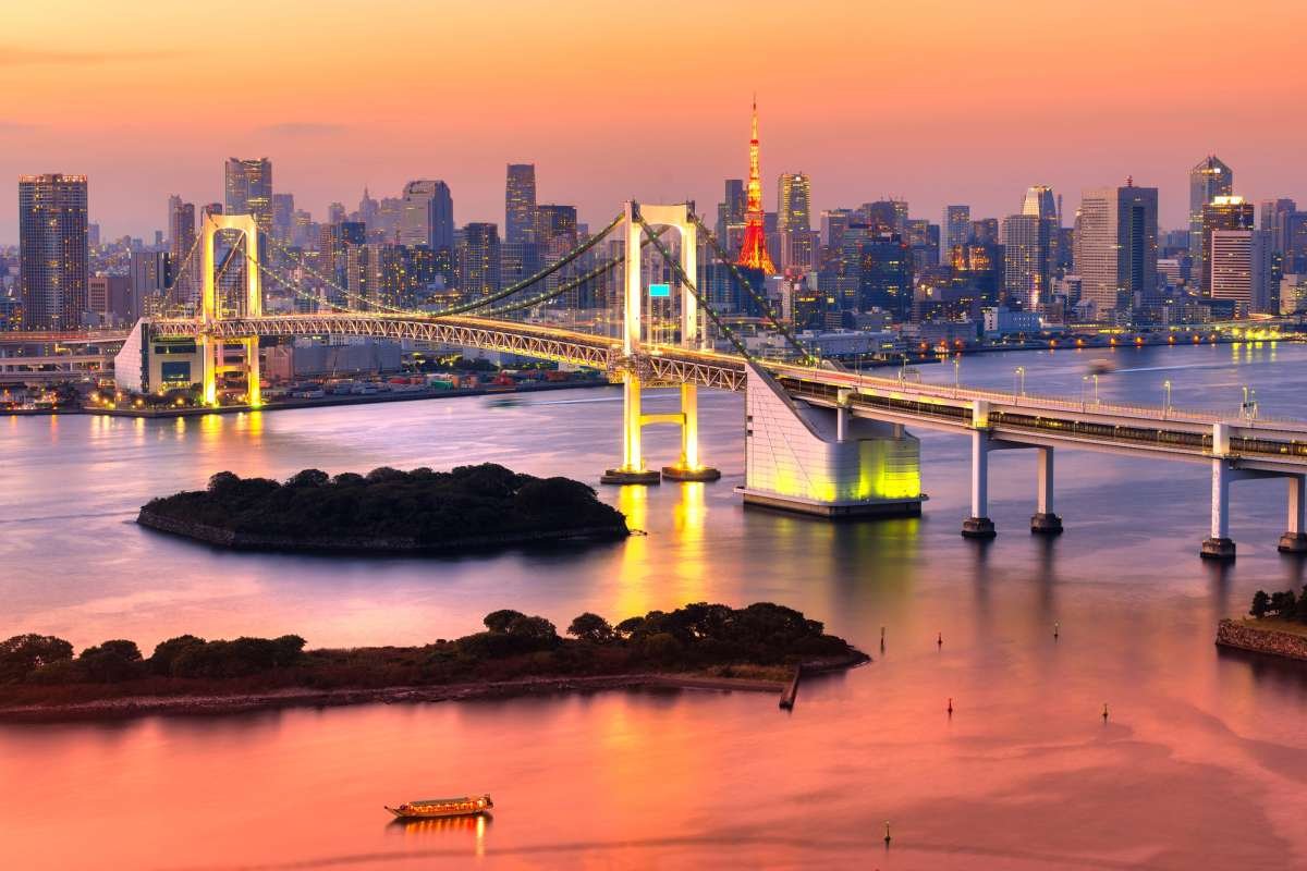 bahia de tokio rainbow bridge