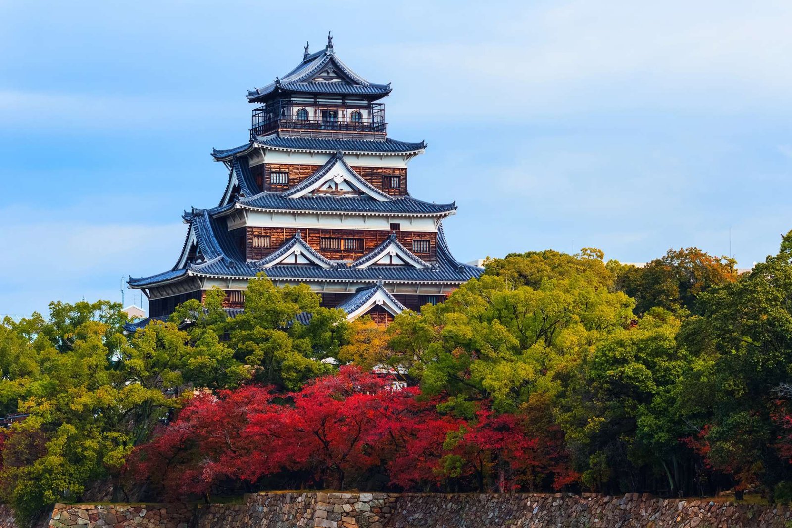 Castillo de Hiroshima: qué se puede ver tras el cierre de la torre en 2026 2026